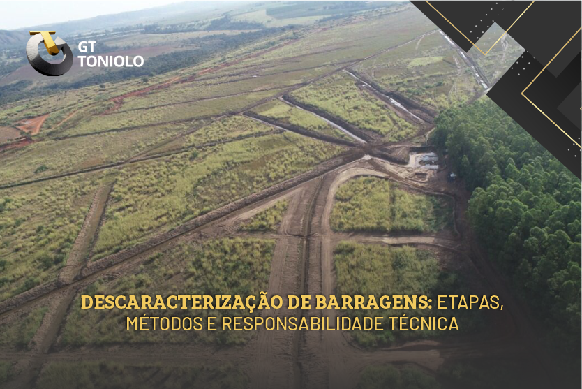 Vista aérea de área de descaracterização de barragem com trabalhos de terraplenagem do Grupo Toniolo